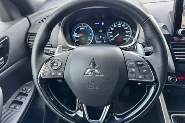 Mitsubishi Eclipse Cross (2022) thumbnail 10