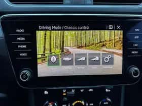 Škoda Superb thumbnail 13
