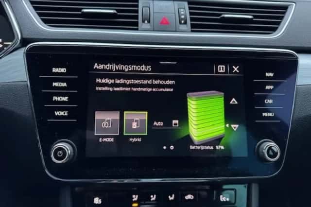 Škoda Superb (2020) thumbnail 14