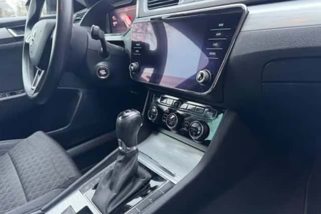 Škoda Superb (2020) thumbnail 19