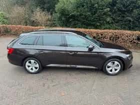 Škoda Superb thumbnail 24