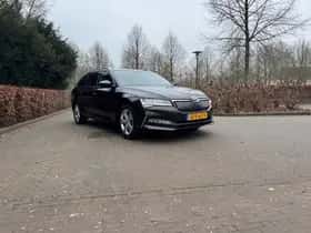 Škoda Superb thumbnail 25