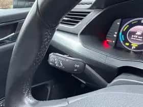 Škoda Superb thumbnail 10