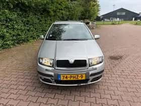Škoda Fabia (2007) thumbnail 2