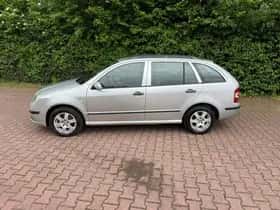 Škoda Fabia (2007) thumbnail 3