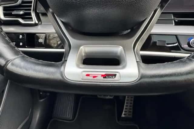 Kia Sportage (2023) thumbnail 15