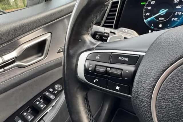 Kia Sportage (2023) thumbnail 17