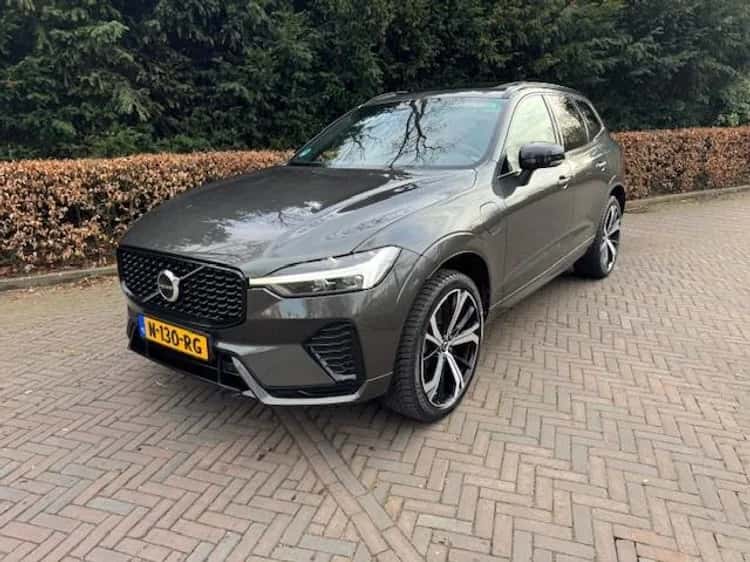 Volvo XC60 (2021) — foto 1