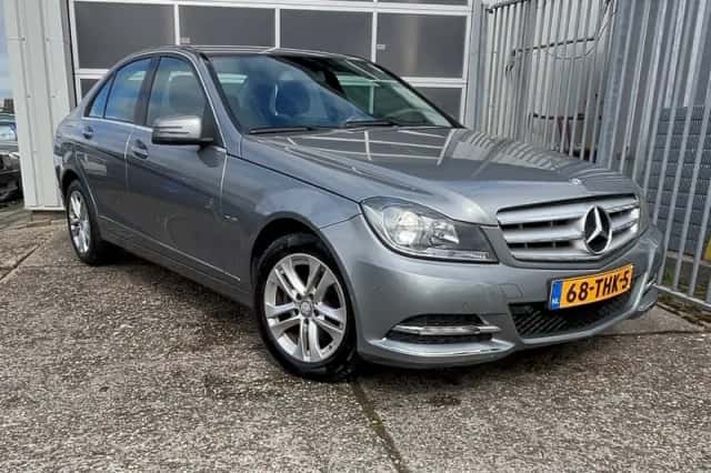Mercedes-Benz C-Klasse (2012) thumbnail 3