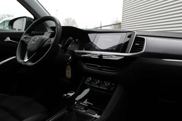 Opel Grandland (2024) thumbnail 6
