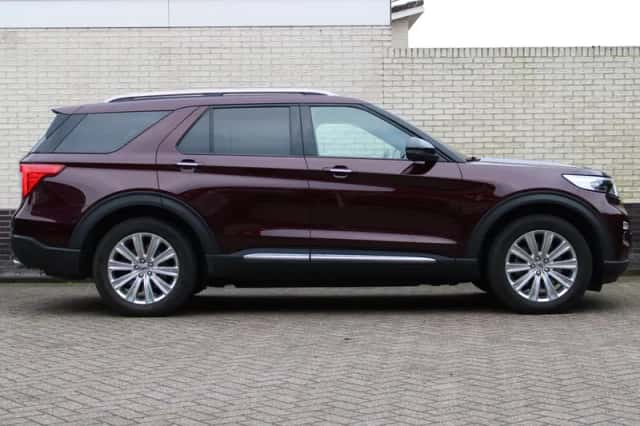 Ford Explorer (2024) thumbnail 2
