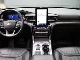 Ford Explorer (2024) thumbnail 5