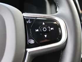 Volvo V60 (2023) thumbnail 11