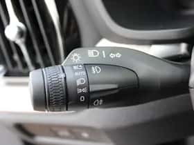 Volvo V60 (2023) thumbnail 18
