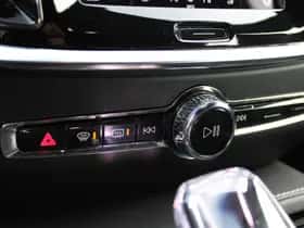 Volvo V60 (2023) thumbnail 22