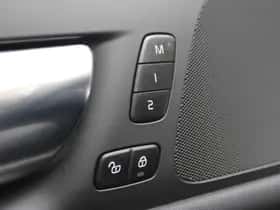 Volvo V60 (2023) thumbnail 24