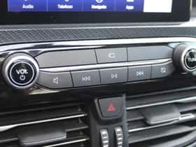 Ford Kuga (2024) thumbnail 24