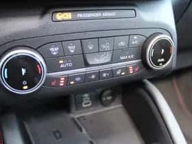 Ford Kuga (2024) thumbnail 32
