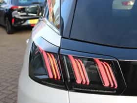 Peugeot 3008 (2021) thumbnail 40