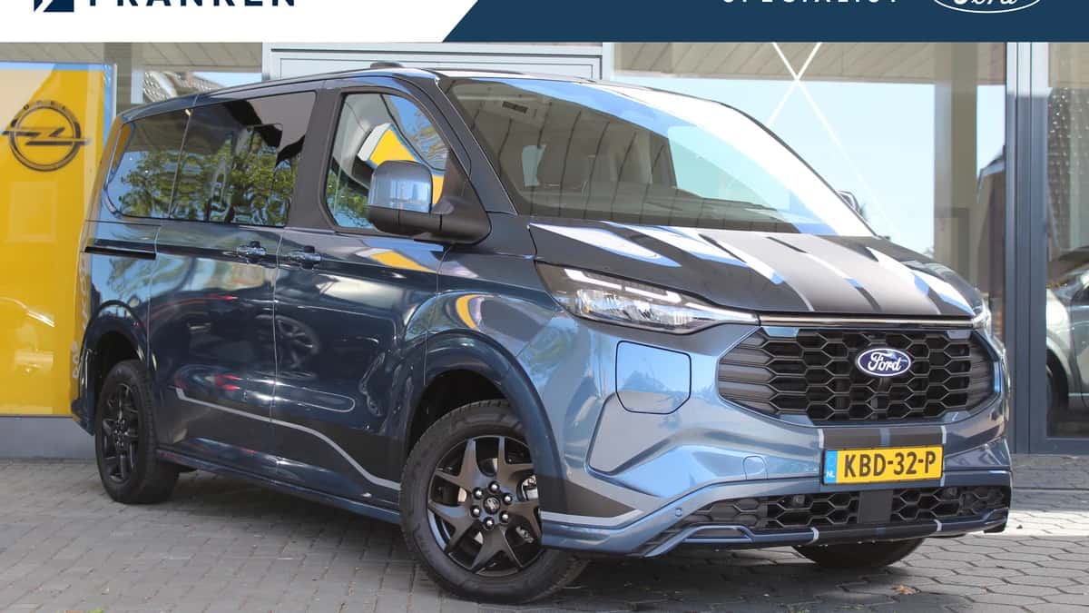 Ford Tourneo (2025) — foto 1