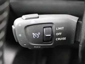 Peugeot 2008 (2025) thumbnail 16