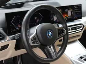 BMW 3-Serie (2024) thumbnail 4