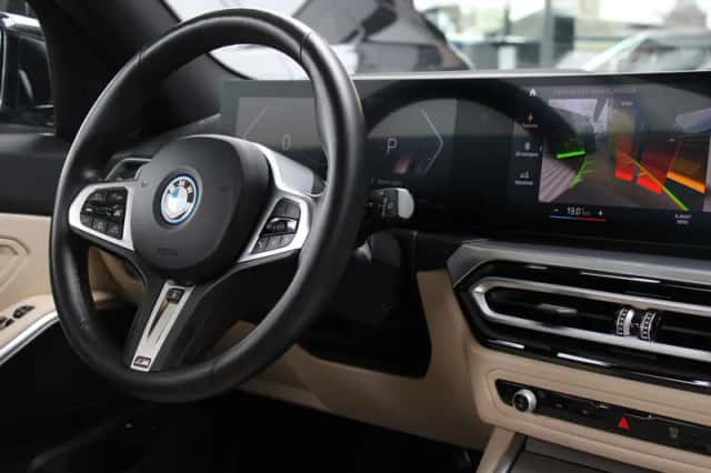 BMW 3-Serie (2024) thumbnail 6