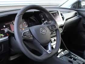 Opel Grandland (2024) thumbnail 4