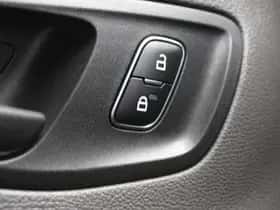Ford Transit (2024) thumbnail 32