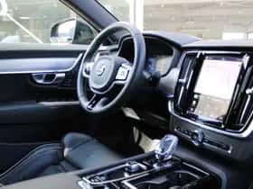 Volvo S90 (2024) thumbnail 6