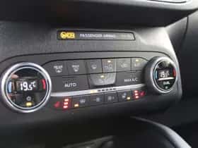 Ford Kuga (2024) thumbnail 34