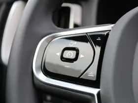 Volvo XC60 thumbnail 8