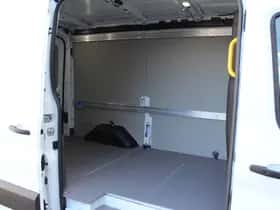 Ford E-Transit (2024) thumbnail 39
