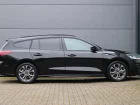 Ford Focus (2024) thumbnail 2