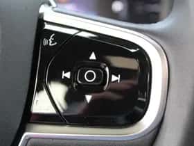 Volvo XC60 thumbnail 34