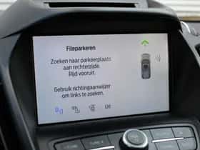 Ford Kuga thumbnail 33