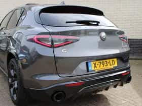Alfa Romeo Stelvio (2023) thumbnail 42