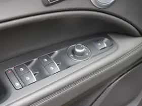 Alfa Romeo Stelvio (2023) thumbnail 10