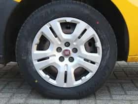 Fiat Doblò (2018) thumbnail 6