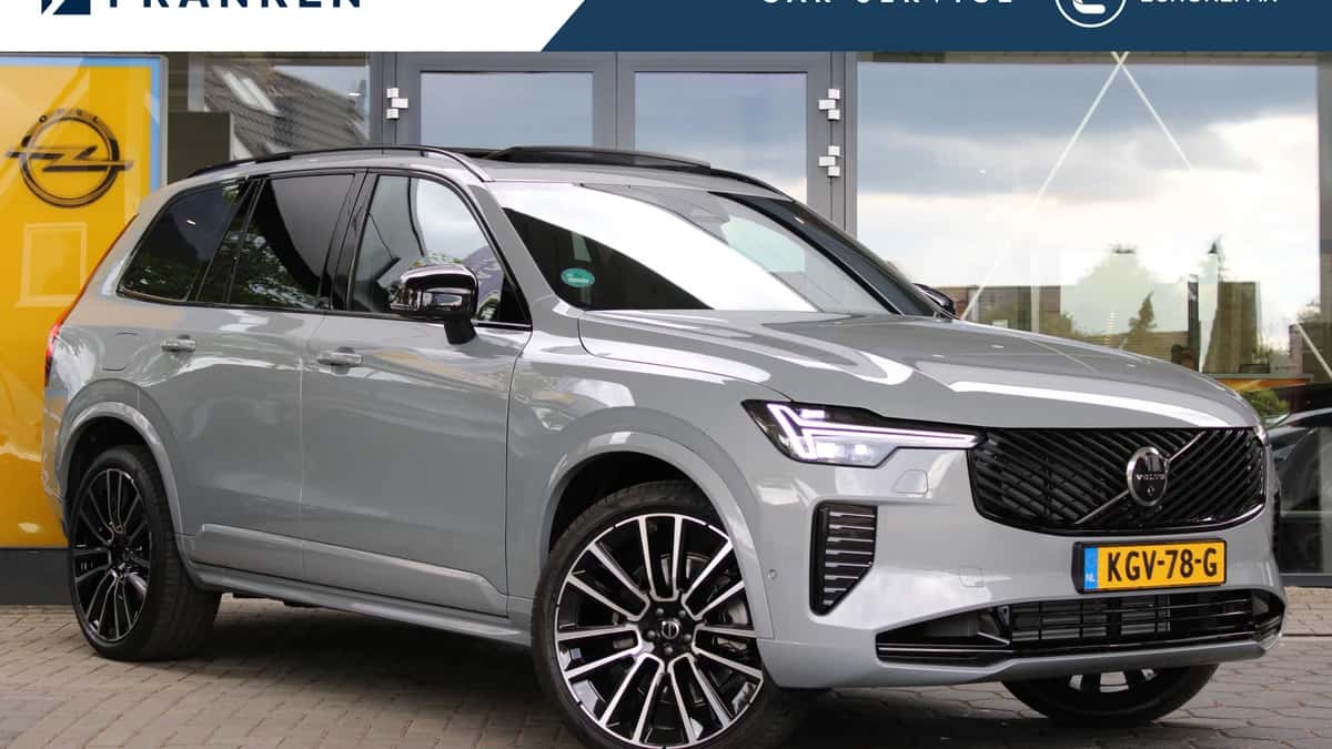 Volvo XC90 (2026) — foto 1