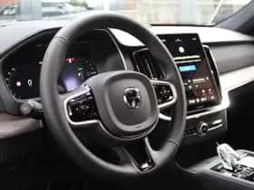 Volvo XC90 (2026) thumbnail 4