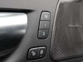 Volvo XC60 (2024) thumbnail 23