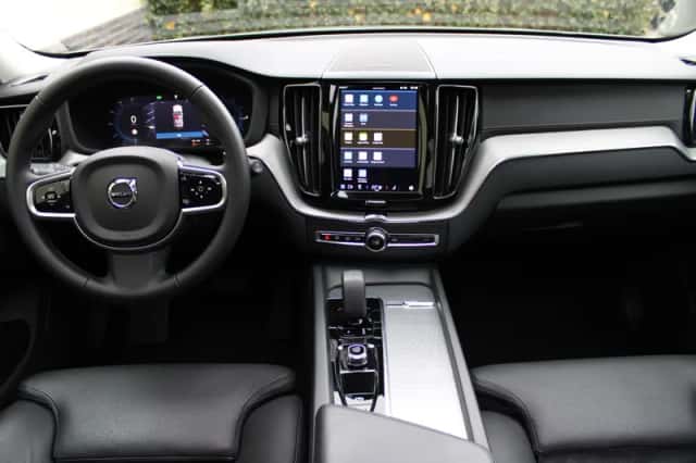 Volvo XC60 (2026) thumbnail 4
