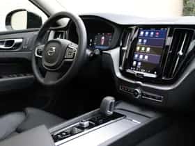 Volvo XC60 (2024) thumbnail 6