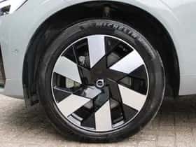 Volvo XC60 (2024) thumbnail 7
