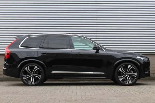 Volvo XC90 (2025) thumbnail 2