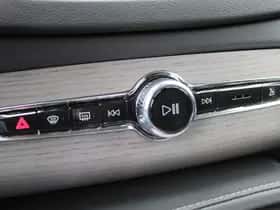 Volvo XC90 (2025) thumbnail 27