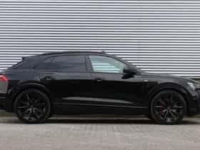 Audi Q8 (2025) thumbnail 2