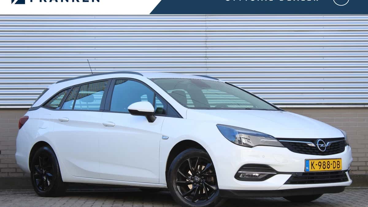 Opel Astra (2020) — foto 1