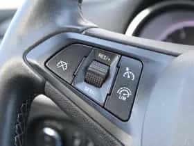 Opel Astra (2020) thumbnail 11